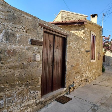 شقة Niovi House توشني المظهر الخارجي الصورة