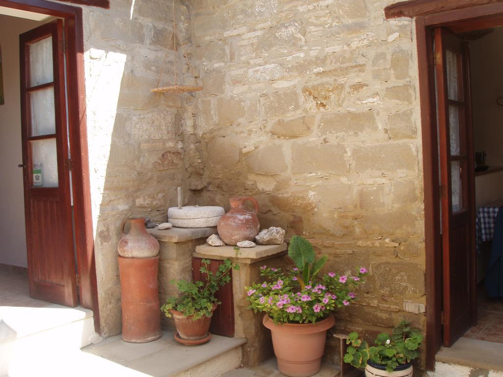 شقة Niovi House توشني المظهر الخارجي الصورة